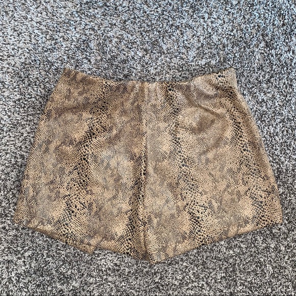 Snakeskin button-up skort from Wild Honey - Picture 3 of 4